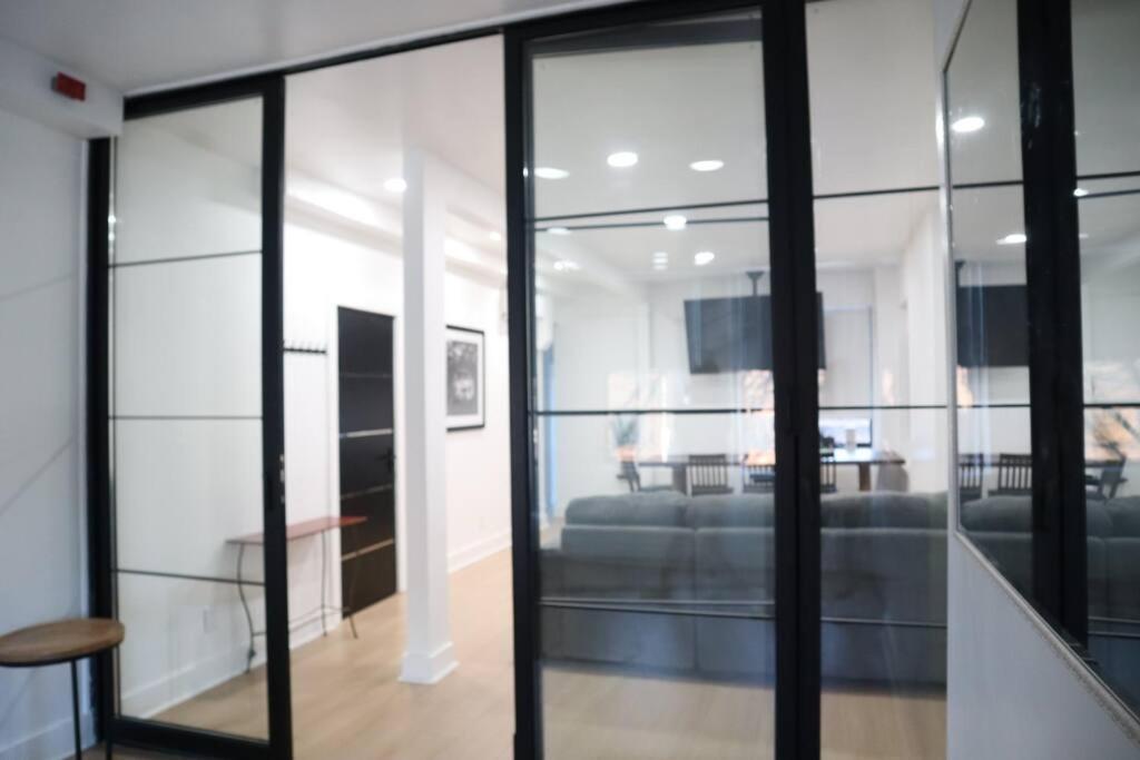 Modern Fishtown W/ Private Deck Apartment Philadelphia