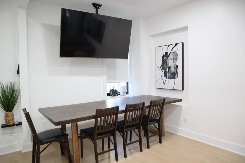 Modern Fishtown W/ Private Deck * Philadelphia