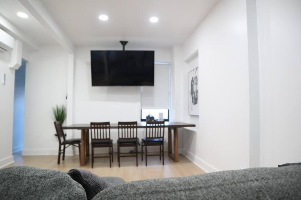 Modern Fishtown W/ Private Deck * Philadelphia